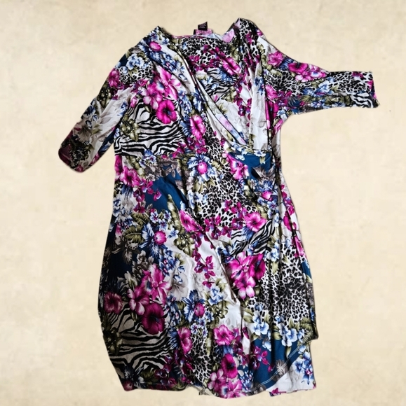 NWT/ Isabel Hayley Maternity Dress - Picture 1 of 4